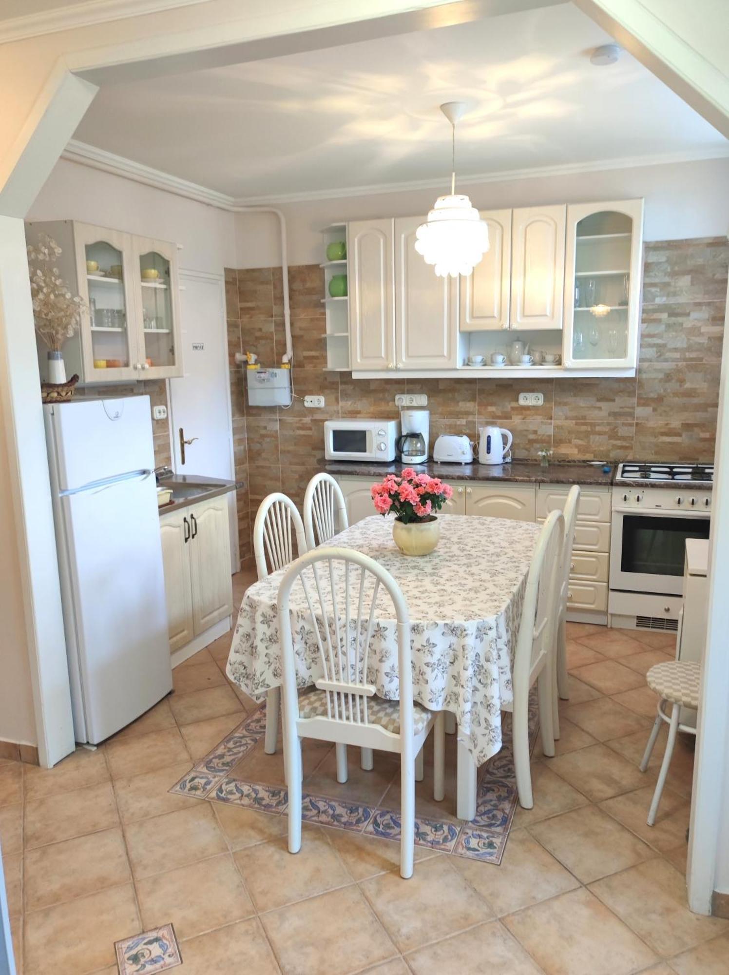 Strandfuerdo Apartman Егер Екстериор снимка