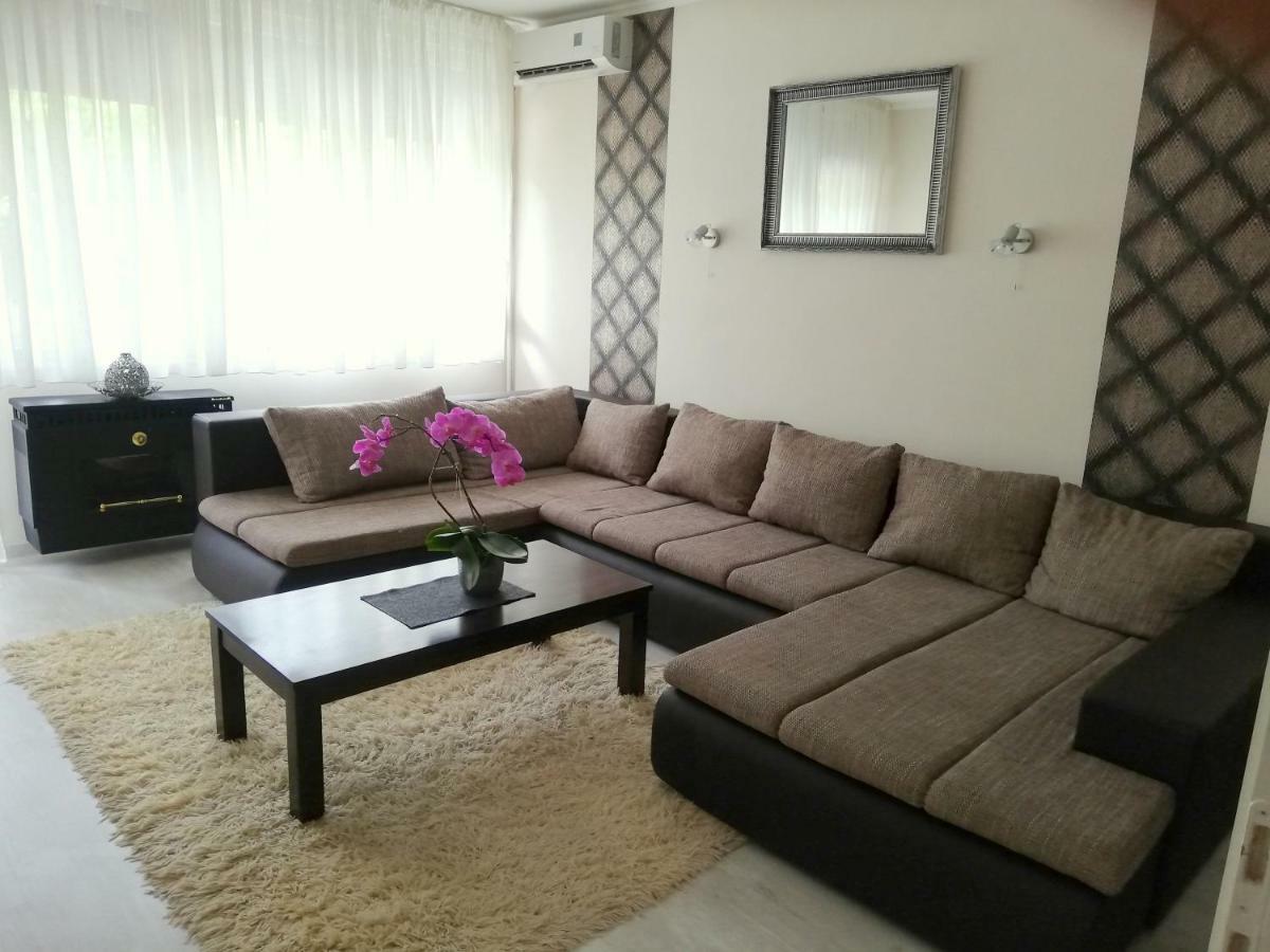 Strandfuerdo Apartman Егер Екстериор снимка